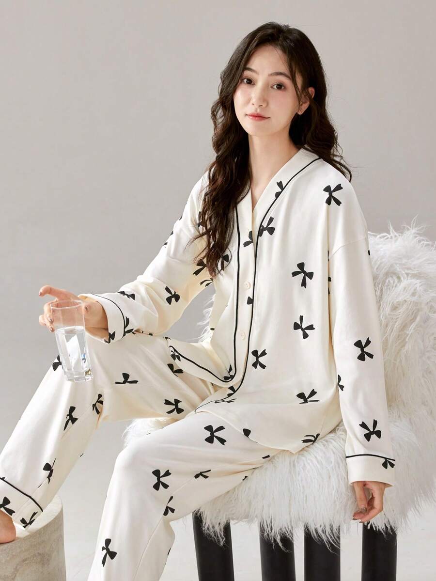 两件套女士睡衣套装，V领长袖上衣和长裤，柔软舒适，适合春秋季和秋冬季穿着。 - 米色 - 查看 1