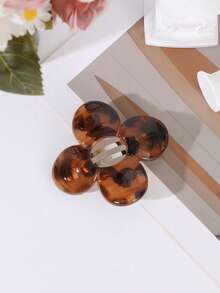 1pc Autumn/Winter French Vintage Tortoise Shell Flower Hair Clip, Women's Hollow Four-Leaf Flower Spring Clip, Daily City Street Commute Casual Theme Photo Hair Accessory - Multicolor - View 13