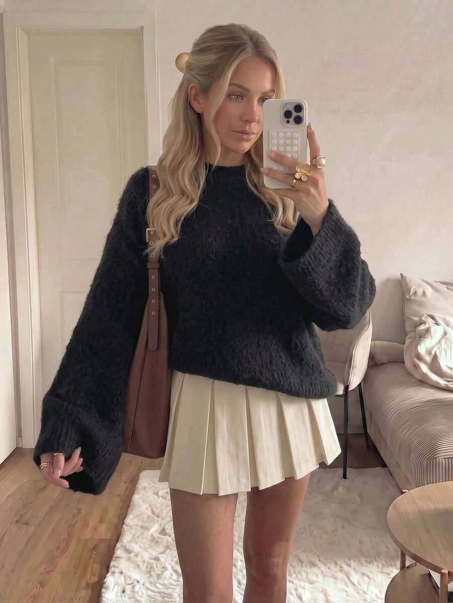 Women's Retro Green Crew Neck Long Sleeve Sweater, Elegant Knit Top For Casual Daily Wear, Autumn/Winter - Black - View 1