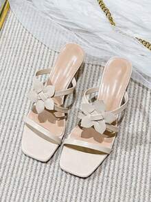Women's INS Style Popular Thin Strap Kitten Heel Mule Sandals, Matte Nude PU Upper, Square Toe Open Toe Toe-Post Design, Wrapped Thin Straps Decorating The Foot, Delicate Small Kitten Heel To Elongate Leg Lines, Lightweight Non-Slip Sole, Comfortable For Long Wear, Suitable For Dating, Gathering, Travel, Commuting And Multiple Occasions, Summer High Heel Slide Sandals - Apricot - View 4