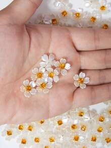 20/50/100pcs/Bag, 15mm Five-Petal Bauhinia Flower, Gold Base Claw Set With Light Yellow Rhinestone Resin Flower, No-Hole Pearl Flower, For Clothing Decoration - Yellow Diamond Bauhinia - View 3