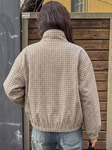 DAZY 女款標準版型休閒街頭風格紋翻領拉鍊長袖寬鬆短夾克，秋季日常旅行穿搭，灰色格紋 - 卡其色 - 查看 4
