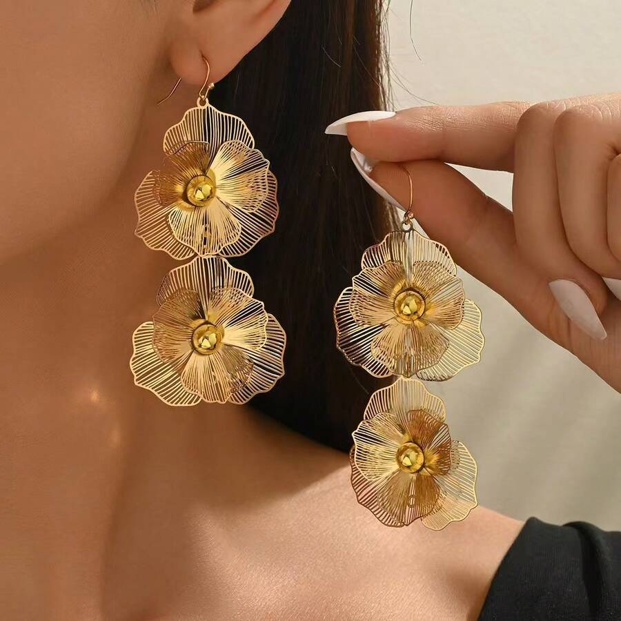 1 Pair Fashion Double Layer Flower Dangle Earrings, Exaggerated Design, Women's Long Floral Earrings, Suitable For Daily Wear And Party Wedding - Gold - View 1