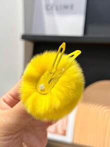 1PC Colorful Fluffy Pom Pom Hair Clip Cute Fuzzy Ball Hairpin Y2K Hair Accessories Gift Holiday Party - Multicolor - View 10