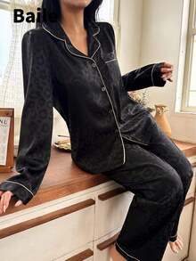 Ropa de otoño e invierno acogedora para mujer, conjunto de pijama de manga larga y pantalones con estampado de leopardo jacquard negro - Negro - Ver 5