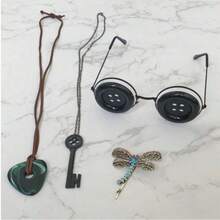 This Set Of Badges, Keychains And Anime Character Costume Accessories Is Perfect For Halloween And Christmas - Multicolor - View 4