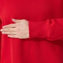 Nike PHNX FLC OS LONG CRE Fleece-Lined Drop Shoulder Crew Neck Pullover Minimalist Casual Sweatshirt Women's Red - Red - View 7
