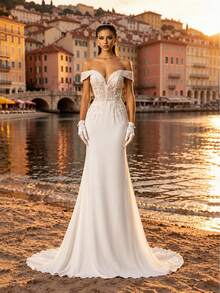 HEARBOBO Luxury White Wedding Dress, Cold Shoulder Neckline, Exquisite Applique, Sparkling Contrast Sequin Details, Long Bridal Gown - White - View 4