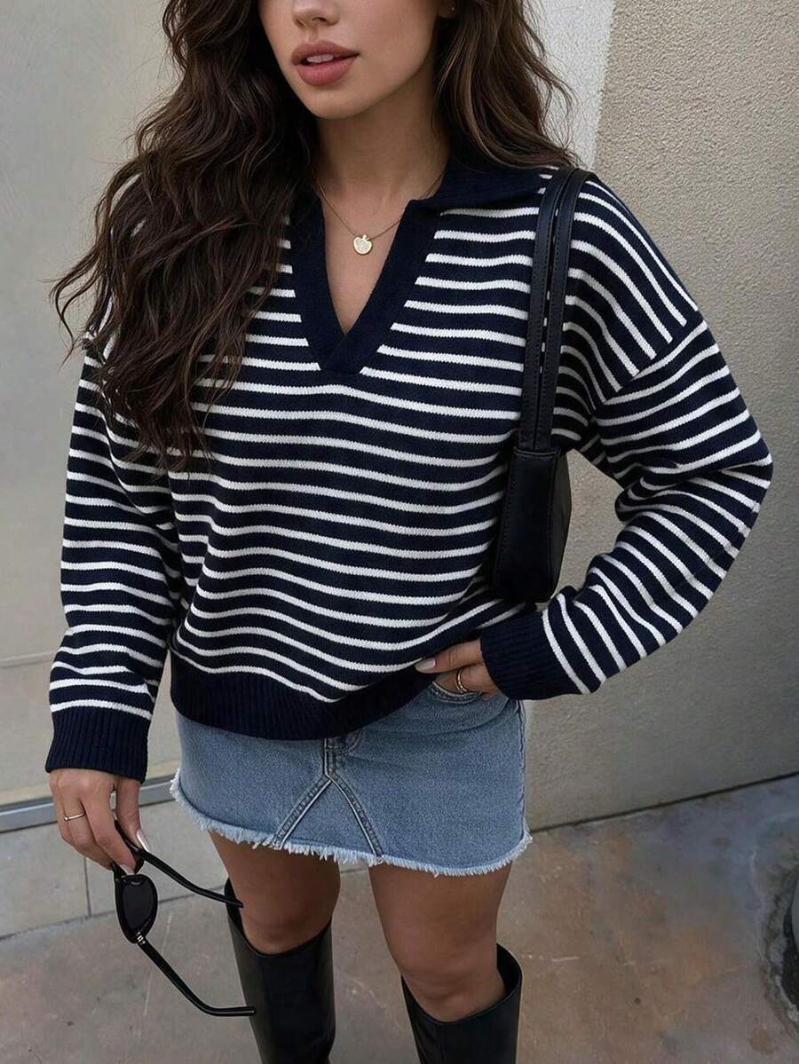 QUNGIGU Women's V-Neck POLO Collar Striped Sweater, Ribbed Cuffs And Hem, Casual Pullover Sweater, Autumn/Winter Daily Commute And Date Outfit - Blue and White - View 1