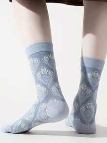 1/3/5/10 Pairs Random Women's 3D Embossed Pattern Court Style Comfortable Breathable Mid-Calf Socks - Multicolor - View 7