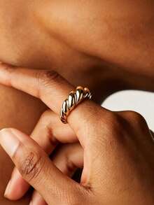 1Pc Gold Women Twist Band Ring Minimalist Retro Style For Wedding Banquet Party No Box. - Gold - View 5