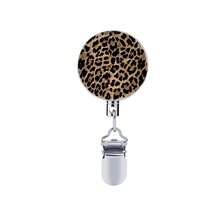 1pc Leopard Print Retractable ID Towel Clip, Retractable Kitchen Towel Rack With Retractable Rope Adhesive Towel Clip Holder, No Drilling RV Accessories, Kitchen Bathroom Towel Rack (Silver) - Leopard Print - View 9
