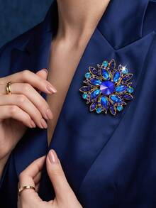 Vintage Blue Rhinestone Flower Brooch, Suitable For Women, Elegant Party Dress And Scarf Decoration Brooch - Blue - View 4