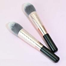 1pc Rose Gold Blush Brushes, Soft Dense Synthetic Bristles Face Powder Blush Makeup Brushes, Fluffy Cosmetic Brush For Blush Bronzer Highlight, Professional Beauty Makeup Tools For Daily Makeup - Black Gold - View 5