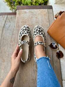 Women Flats - Beige Leopard - View 3