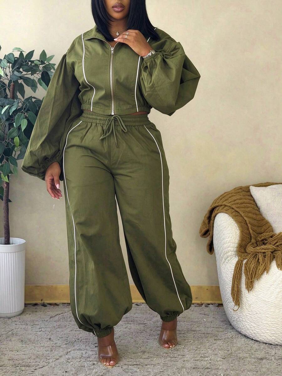 Street Style Army Green Colorblock Line Set For Women, Stand Collar Half-Zip Petal Sleeve Jacket, Loose Tapered Leg Sweatpants - Army Green - View 1
