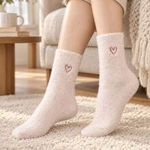 1/3/5/10 Pairs Heart Pattern Socks (Random Color), Cute Warm Thick Plush Mid-Calf Home Socks, Suitable For Autumn/Winter; Includes White, Beige, Pink And Other Styles, Made Of Soft And Delicate Plush Knit Material, Comfortable And Sweet. - Multicolor - View 3