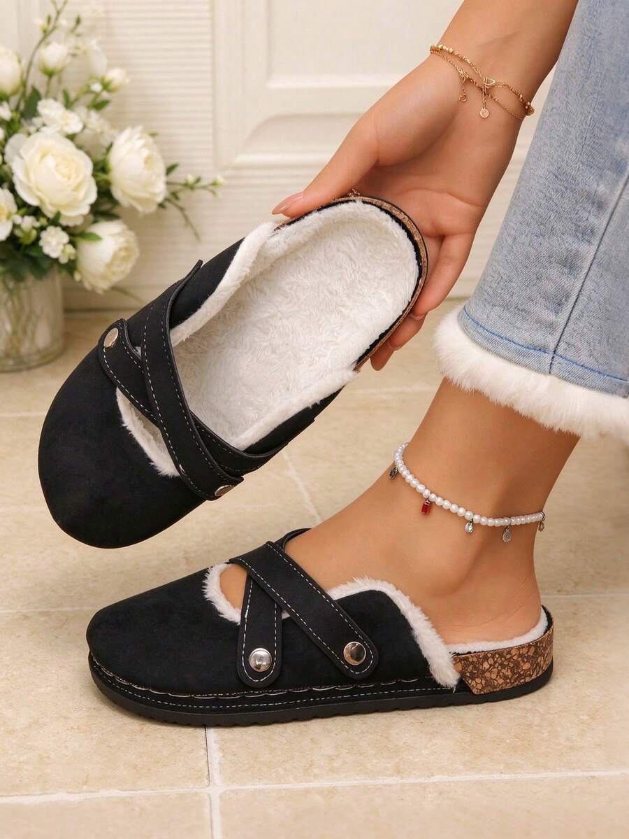 Women's Rivet Cross Strap Design Comfortable Soft Fur Lining Slip-On Closed Toe Mule Slippers Casual Style Autumn/Winter Daily Home Slippers Black Plus Size - Black - View 1