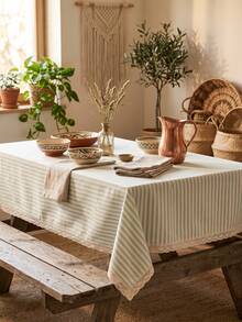 1pc Plaid Ruffle Edge Tablecloth, American Country Style Minimalist Decorative Dining Table Cloth, Rectangular Coffee Table TV Cabinet Entryway Multi-Functional Cover, Suitable For Holiday Gatherings, Birthday Parties, Weddings, Dinner Parties, Dining Table Decoration, Room Decoration, Office Desk, Coffee Table Mat, Outdoor Picnic Mat, Home Decor, Room Decoration, All Seasons - Green - View 7