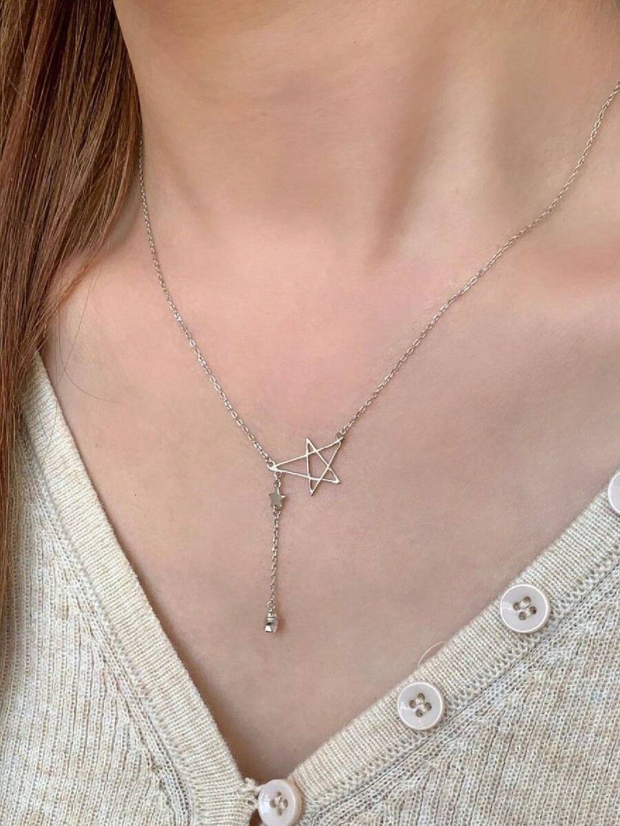 A Silver Five-Pointed Star Necklace For Women, Niche Design Star ...