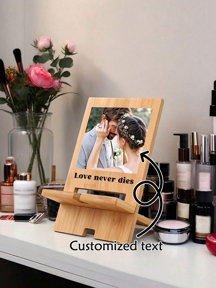 1pc Customizable Photo Bamboo Phone Stand, Couple Commemorative Edition Desktop Slouchy Phone Holder, Engravable Portable Non-Slip Phone Charging Base, Universal Phone Stand Suitable For Watching Shows And Live Streaming, Fashionable Customized Gift