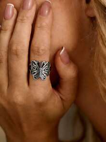 1 Pc Vintage Silver Tone Twisted Wire Filigree Butterfly Hollow Wide Ring, Handmade Openwork Scroll Bohemian Statement Ring For Women, No Box. - Silver - View 2