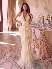 Romantic Sleeveless Halter Neck Mesh Fabric Maxi Dress With Draping And Pleated Details, Suitable For Special Occasions - Light Yellow - View 1