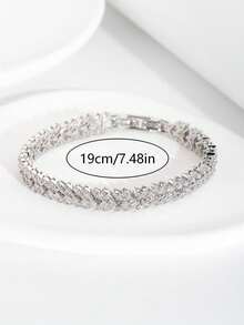 1 st lyxigt elegant glittrande armband med infattad kubisk zirkonia, sköld- och vetekornsmotiv, lämpligt för kvinnors bröllop och bankett, presentask ej ingår - Silver - Visa 6