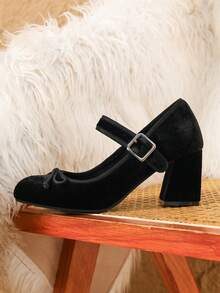 Plus Size Velvet Mary Jane Chunky Heel Pumps For Women, Round Toe Single Strap Square Buckle Bow High Heels, Vintage Elegant Commuter Shoes - Black - View 5