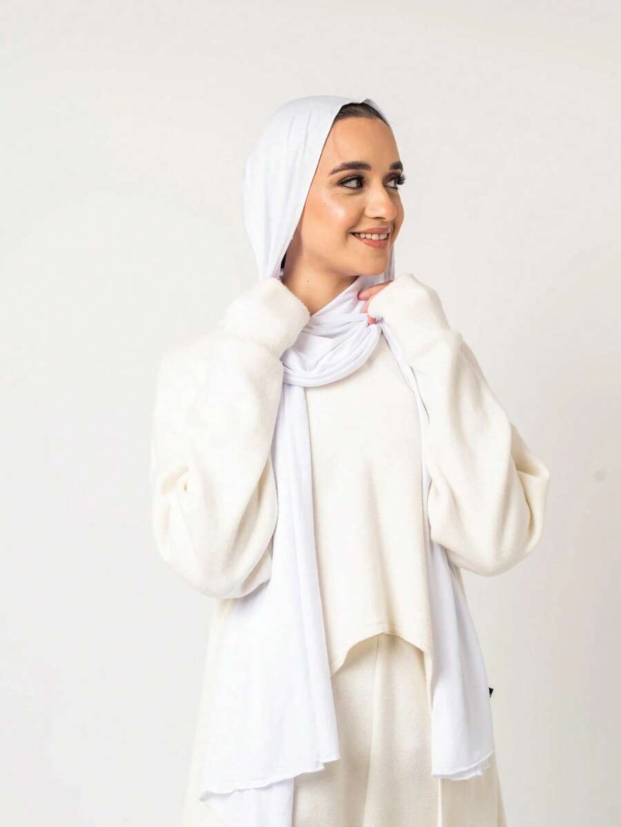 1件女款希賈布柔軟雪紡仿珍珠裝飾純色頭巾，適合日常與保守穿著，適用於阿巴亞
