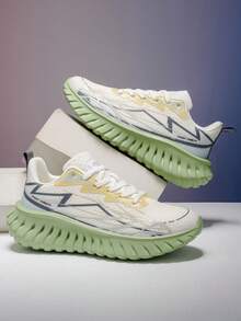 Fresh White & Green Colorblock Running Shoes For Men, Thin Mesh Breathable Thick Sole Serrated Bottom Outdoor Commute Casual Chunky Sneakers - White Green - View 3