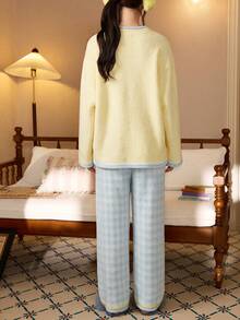 Gongdie Disney 2 Pieces Marie Women's Fleece Pajama Set,Fall Winter Yellow Thick Plush Gingham Loungewear With Pocket - Yellow - View 7