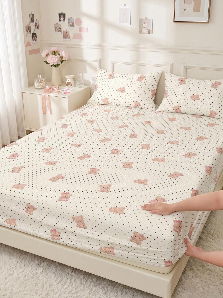1pc Pink Bear Pattern Fitted Sheet Mattress Cover, Autumn Bedding, Soft Comfortable Warm Breathable, Machine Washable, Single/Double/Queen/King, All Season, Pillow And Pillowcase Not Included, Dorm Bedding, Bedroom Decor - Multicolor - View 1