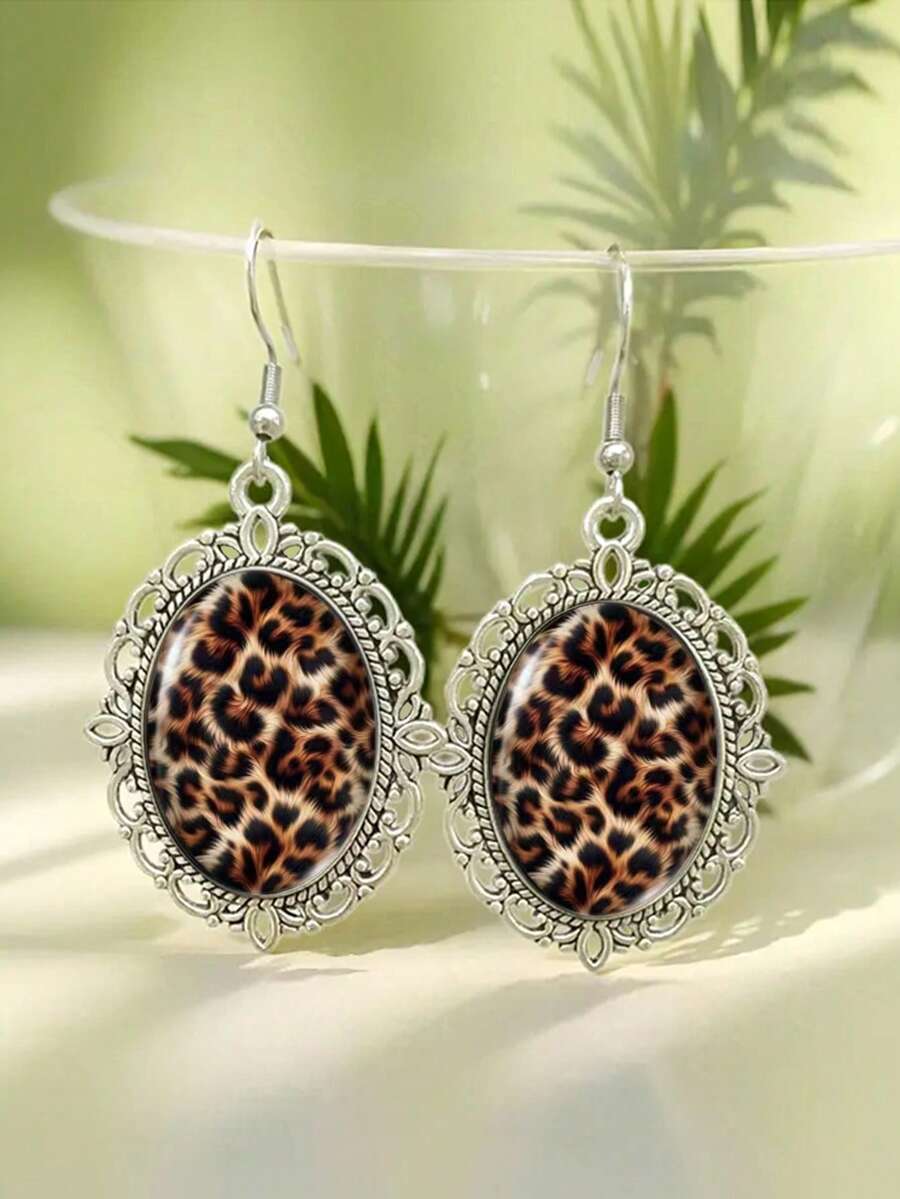 1 đôi bông tai dáng dài oval khung bạc cổ điển họa tiết da báo, bông tai thả statement họa tiết động vật - Bạc - Xem 1