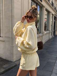 Rusttydustty Conjunto de 2 piezas para mujer con top de unicolor casual holgado con media cremallera y manga raglán, y shorts de cintura elástica, para uso diario y viajes, chaqueta de otoño/invierno para mujer, conjunto de 2 piezas con chaqueta de manga raglán - Amarillo - Ver 2