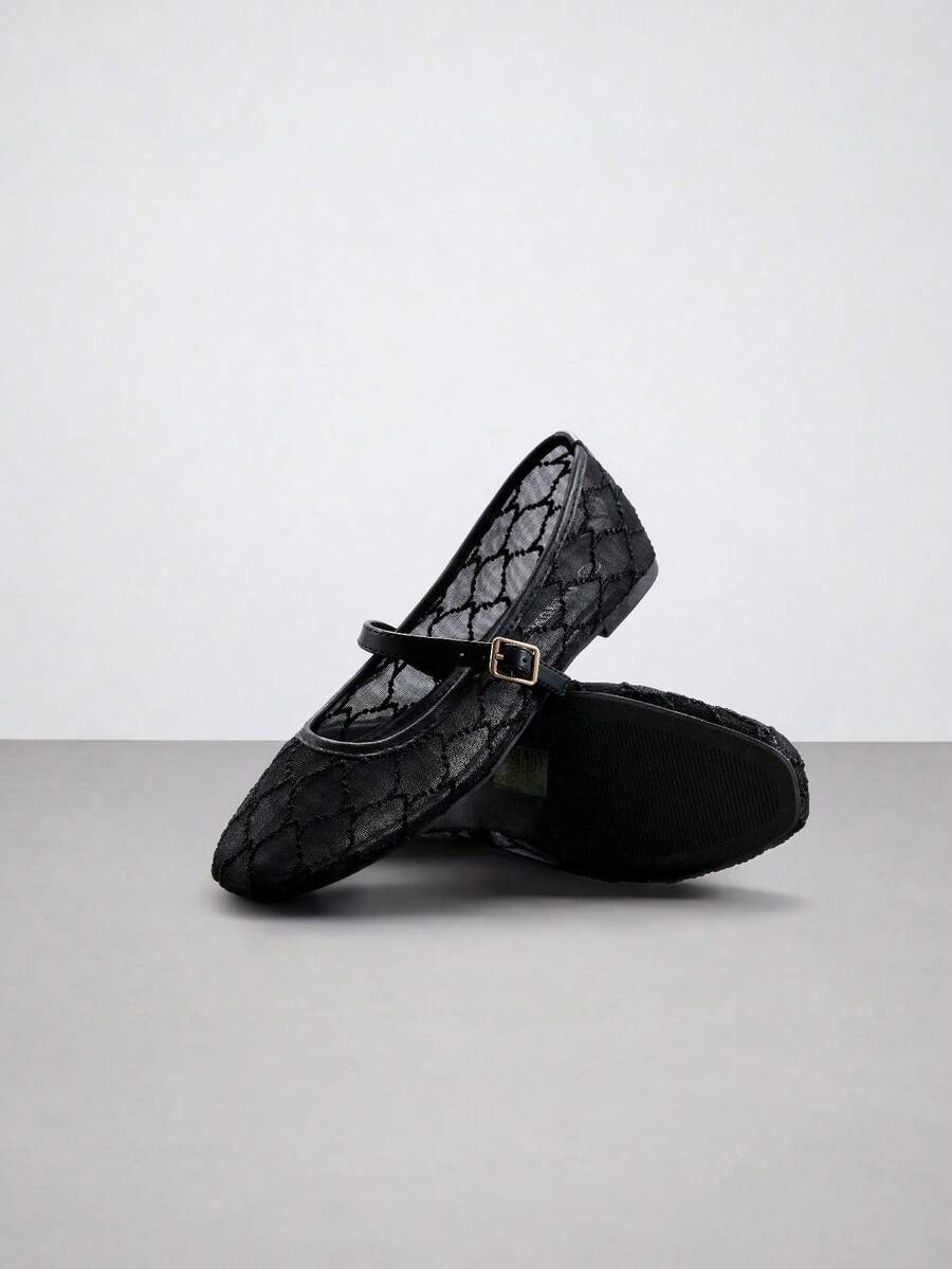Avansion ADAMUMU 平底鞋 女款時尚芭蕾舞鞋 刺繡蕾絲網布時尚舞鞋 - 黑色 - 查看 1