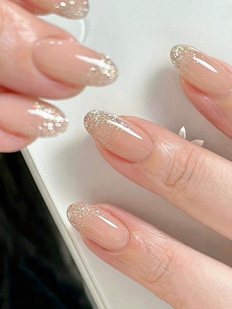 Set 24 buah Stiker Kuku Oval Pendek Netral, Bahan Akrilik, Gradien Glitter Emas Nude, Dapat Dilepas, Menutupi Sepenuhnya, Tahan Lama. Set Termasuk 1 Stiker Perekat dan 1 Kikir Kuku Mini, Cocok untuk Pemakaian Sehari-hari. - MultiWarna - View 1