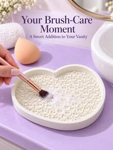 New Heart-Shaped Makeup Brush Cleaning Pad, Portable Cleaning Mat With Textured Bottom Design, Makeup Brush Cleaning And Drying Tool, Suitable For Makeup Brushes, Powder Puffs And Sponges, Quick Makeup Tool Dry Cleaning Box, Easy To Store, Ideal For Travel And Studio Use - Perfect Gift For Artists And Professional Makeup Artists - Multicolor - View 2