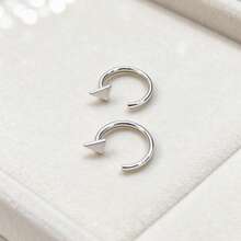 1 Pair S925 Sterling Silver Mini Triangle Open C-Shape Hoop Earrings, Niche Style Pierced Earrings, Unisex Versatile Plain Hoop Earrings - Silver - View 8
