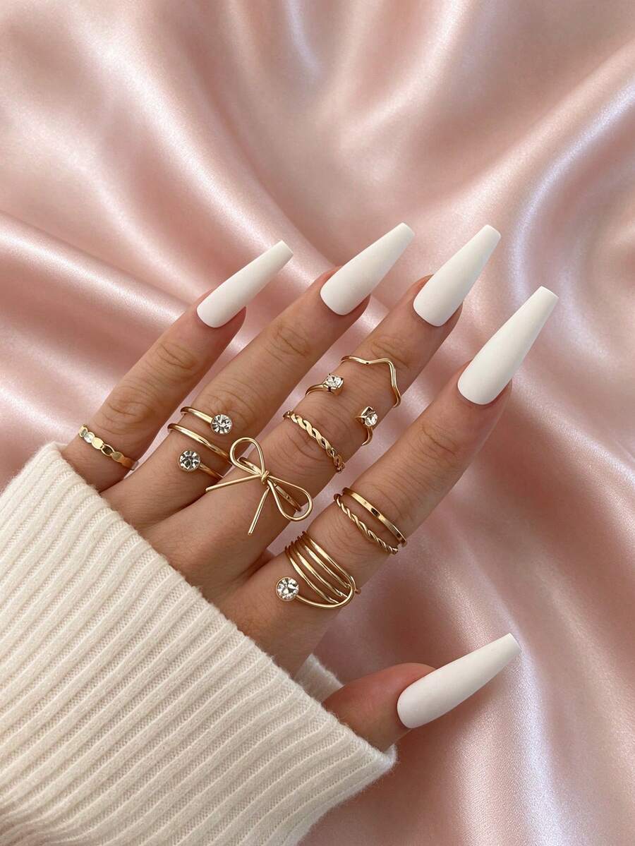 Set de 8 anillos dorados con lazo, anillos delgados minimalistas con strass retorcidos, set de anillos apilables de varias capas para mujeres - Dorado - Ver 1