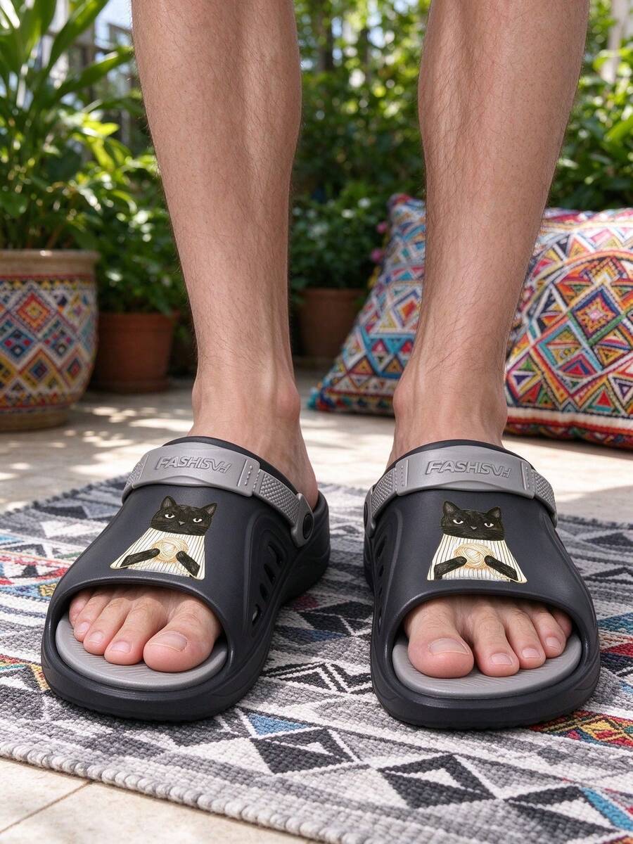 Zapatillas slide EVA para hombre suela gruesa, estampado gato negro jugando con ovillo de lana, chanclas antideslizantes amortiguadas ligeras para casa, baño, piscina y playa - Gris - Ver 1