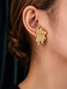 1 Pair Geometric Personalized Fashion Versatile Stud Earrings For Daily Commute - Gold - View 1