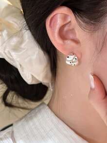 1 Pair Minimalist Polka Dot Geometric Stud Earrings, Suitable For Women's Casual Gatherings - Silver - View 2