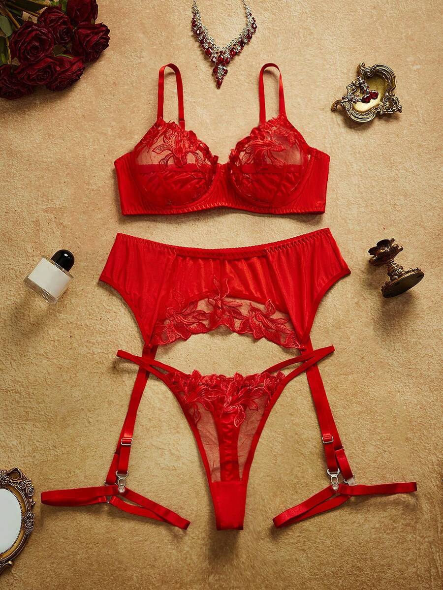 PinupPomp 4pcs Plus Size Women's Embroidered Lace Underwire Single Layer Bra, Push Up Low Waist Thong Panty, Garter Belt, Leg Rings,Floral Embroidery - Red - View 1