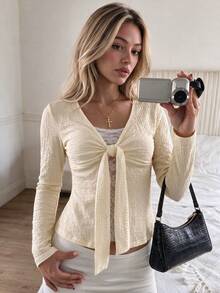 SCARLUX Fall Women Y2K Textured Long Sleeve Top, Lace Patchwork V-Neck Knotted Split Front Slim Tee, Back To School Daily Commute Outfit - Apricot - View 1
