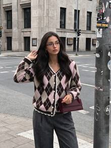 ملابس علوية نسائية محبوكة بنمط أرغيل وجاكار مع تطريز دانتيل وتصميم رقعات وأكمام طويلة - متعدد الألوان - مشاهدة 3