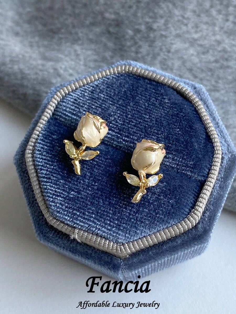 1 Pair Elegant Fashion Cubic Zirconia Flower Copper Alloy Stud Earrings ...