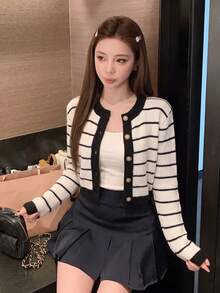 Women's Autumn/Winter Striped Drop Shoulder Long Sleeve Casual Single-Breasted Knit Cardigan - Black and White Stripes - View 5