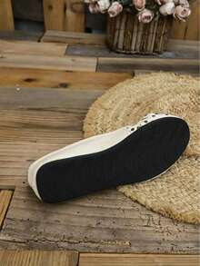 Women's French Vintage Floral Bow Ballet Flats, Round Toe Soft Sole Slip-On Commuter Casual Flat Shoes - Chantilly - View 5