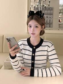 Women's Autumn/Winter Striped Drop Shoulder Long Sleeve Casual Single-Breasted Knit Cardigan - Black and White Stripes - View 3